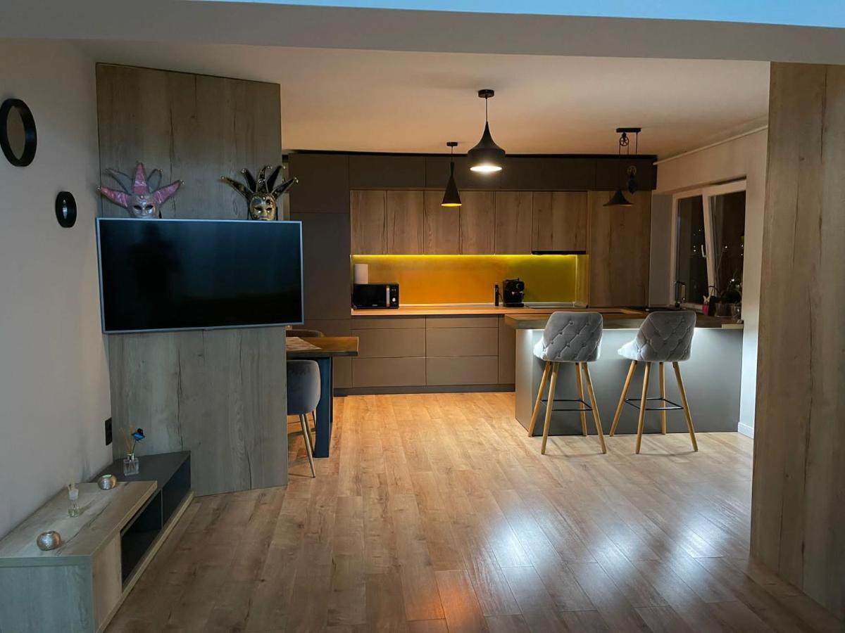 Gavas Jacuzzi & Panoramic View Apartment Cluj-Napoca Luaran gambar